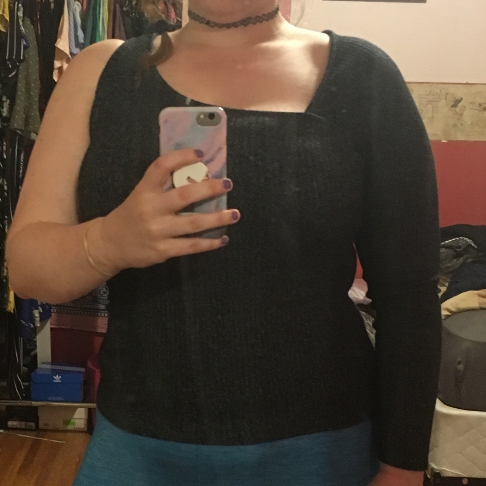 Gray Ribbed One-Shoulder Sweater - Picture 5 of 6